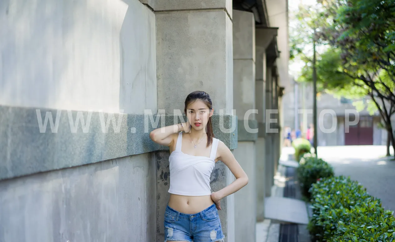 [Mzsock] NO.186 Jin Yunqiao’s midriff-revealing denim shorts cool and beautiful legs street photography#[47P]-25